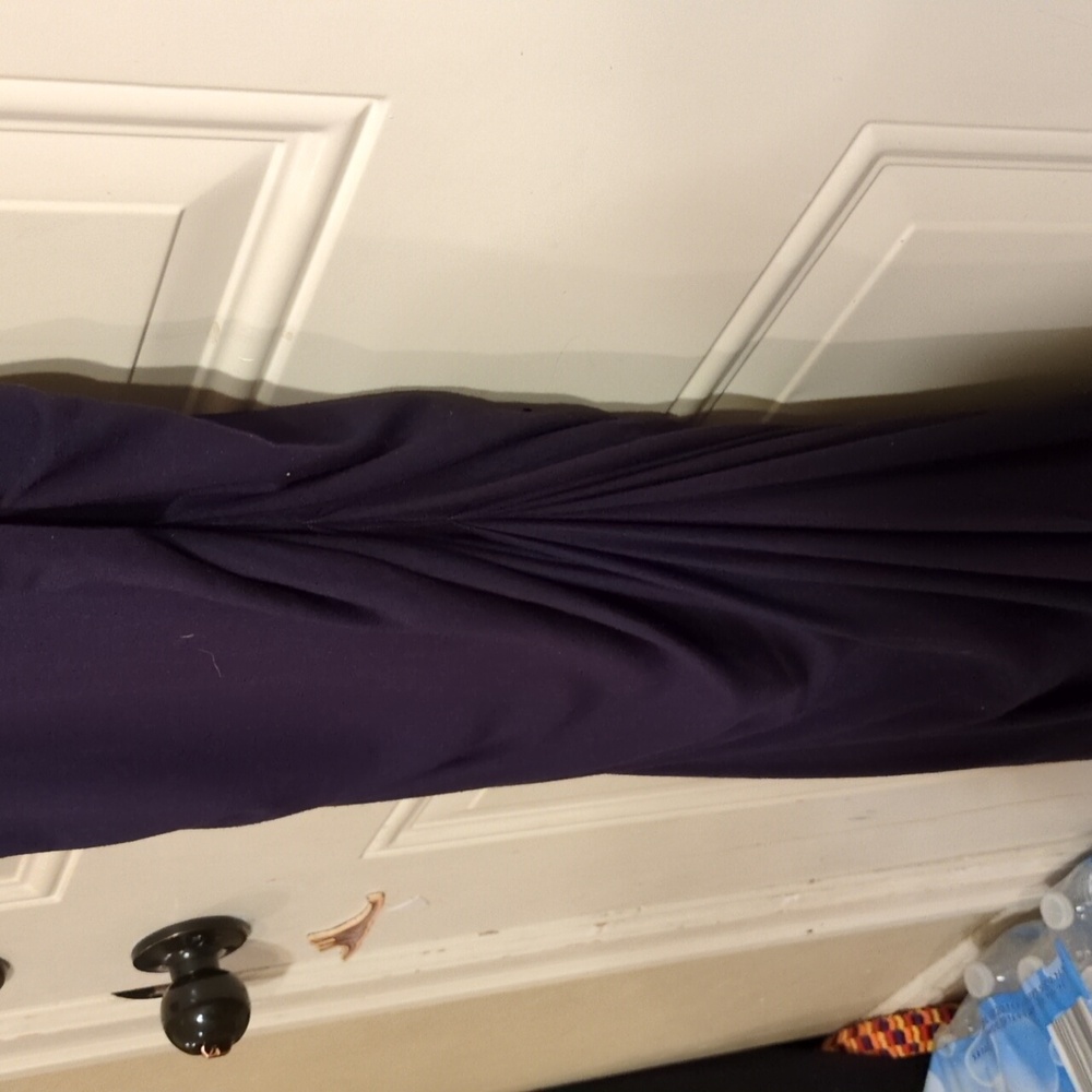 Lysse Fitted Maxi Dress -Ruched - Versatile for Many Occasions - Soft Touch - Picture 9 of 13